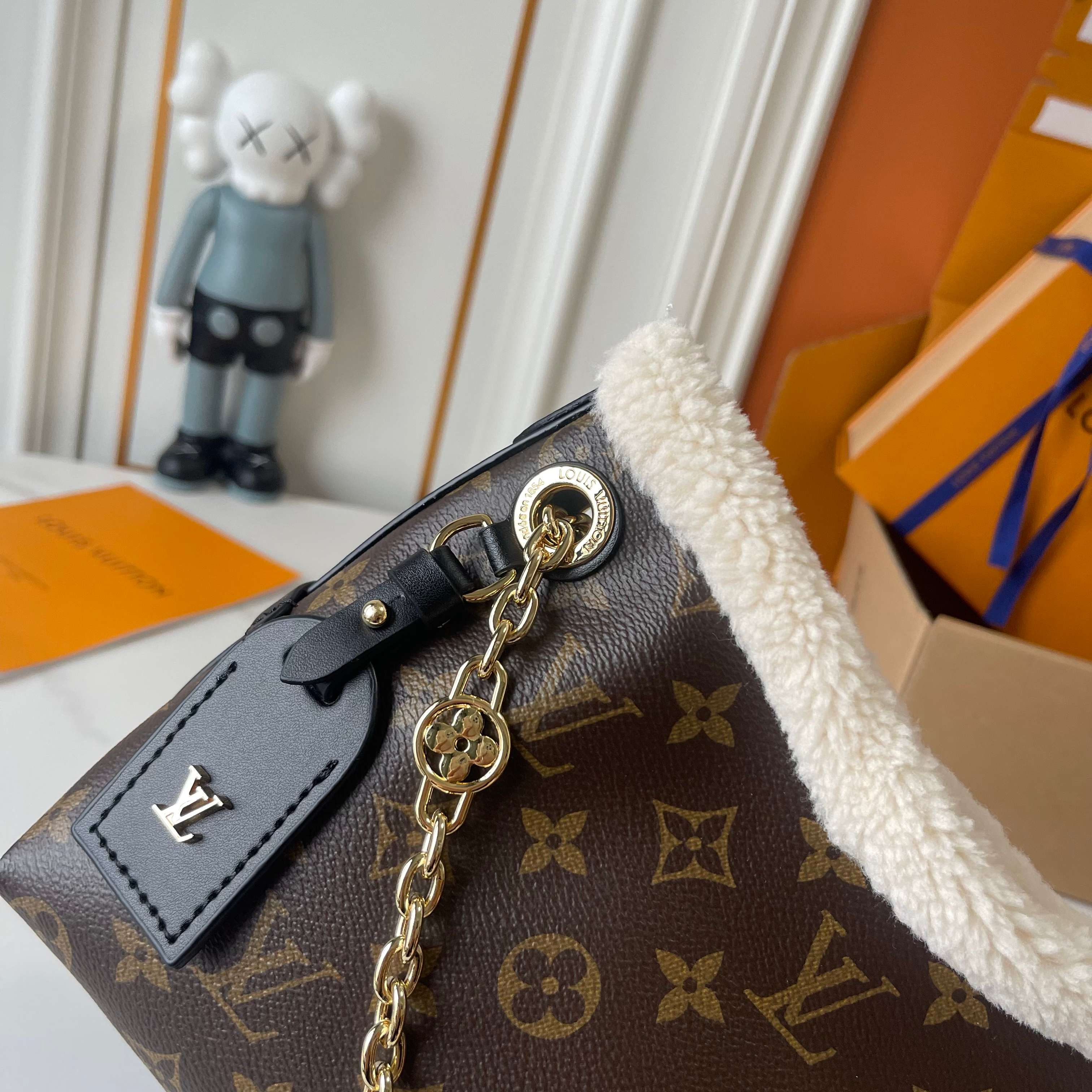 New Luxury LV Bag 12253