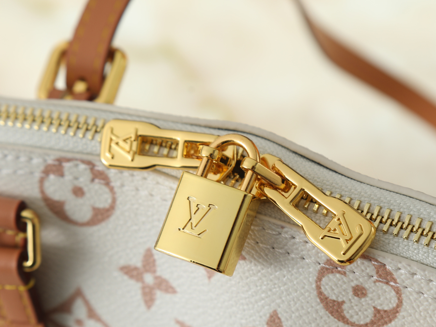 New Luxury LV Bag 12320