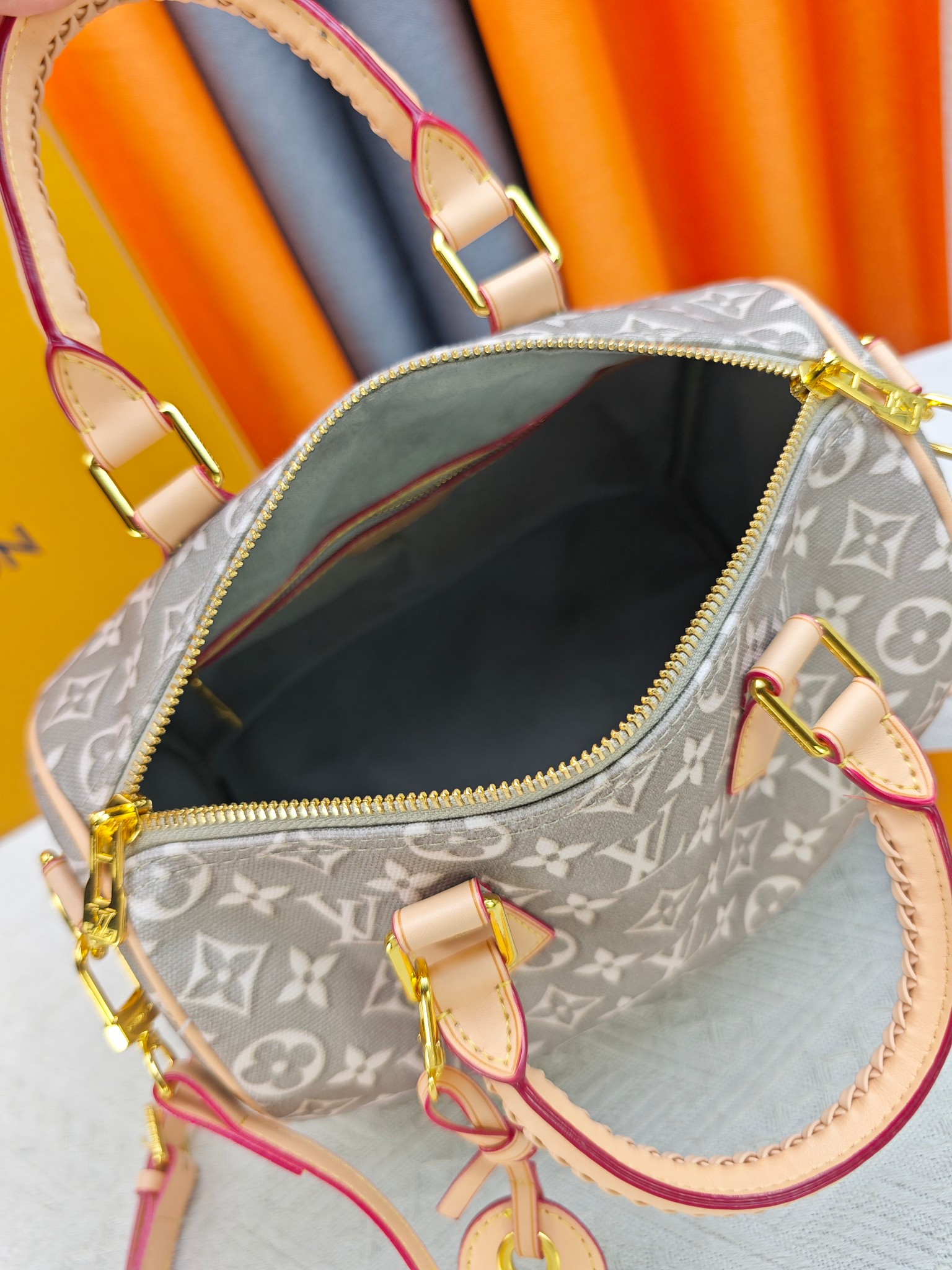 New Luxury LV Bag 12345