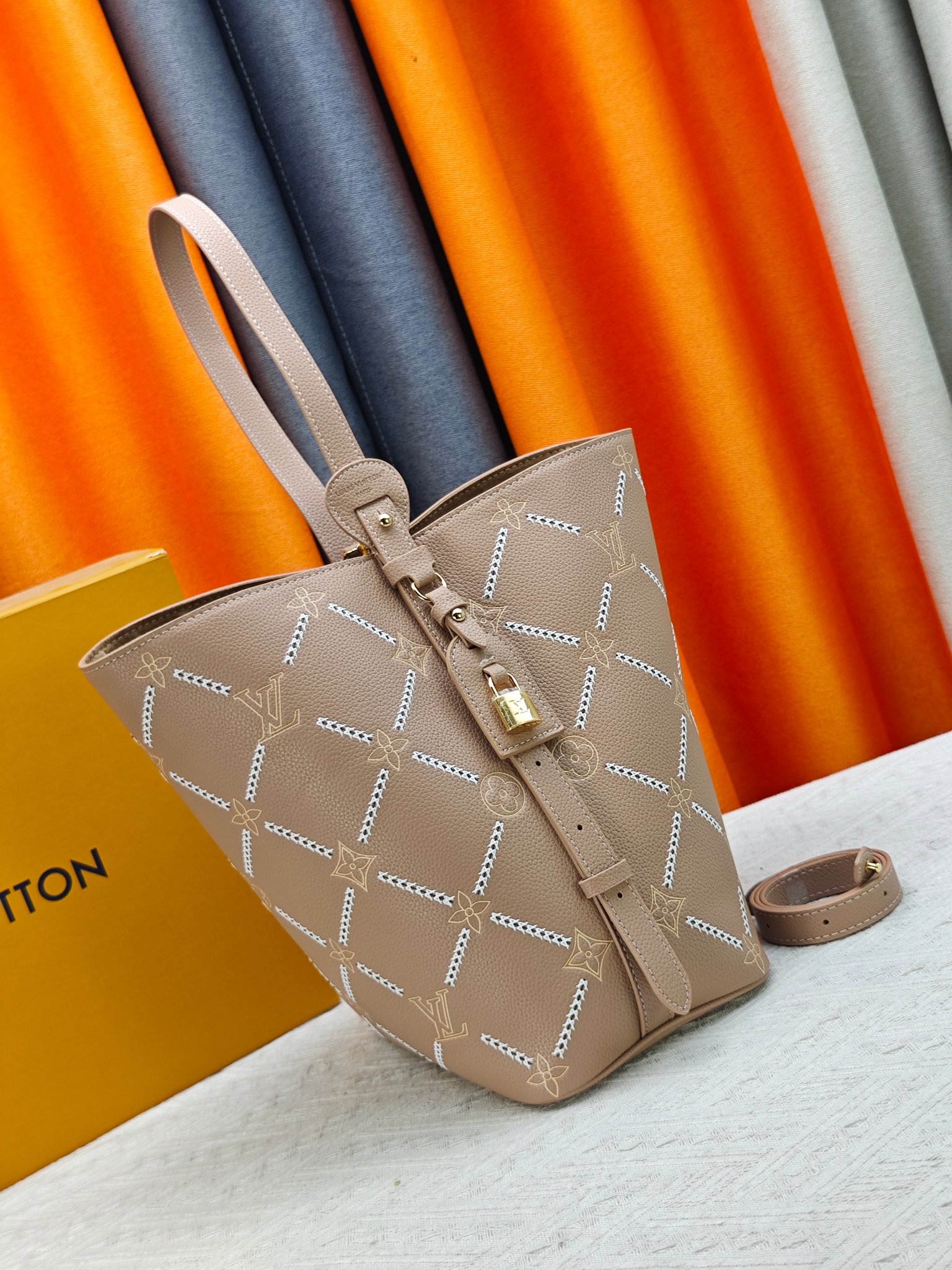 New Luxury LV Bag 12392