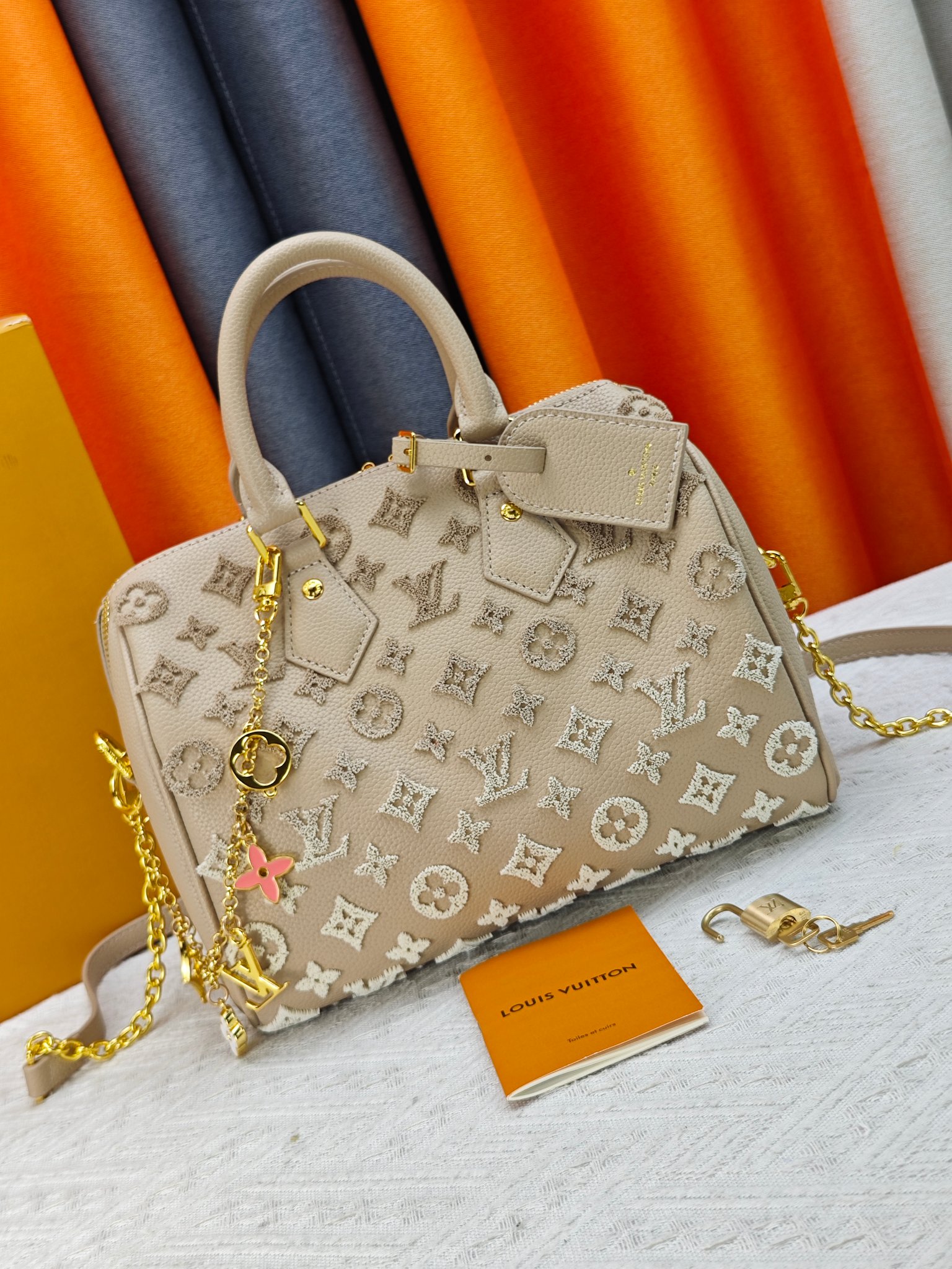 New Luxury LV Bag 12401