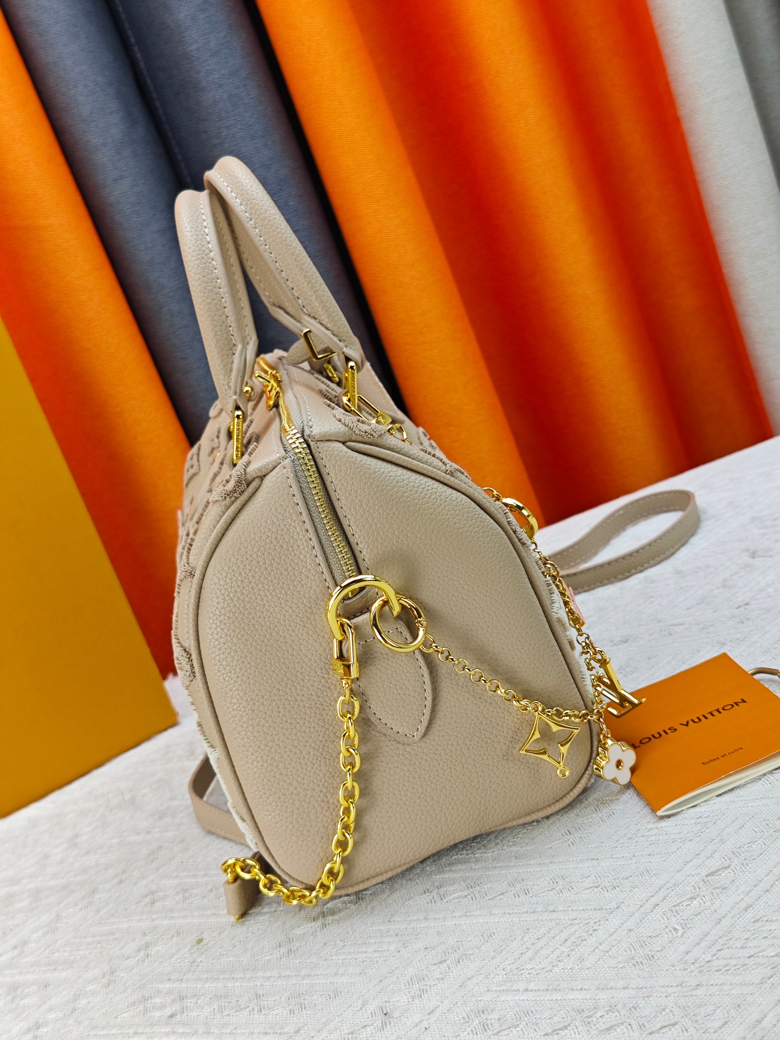 New Luxury LV Bag 12401