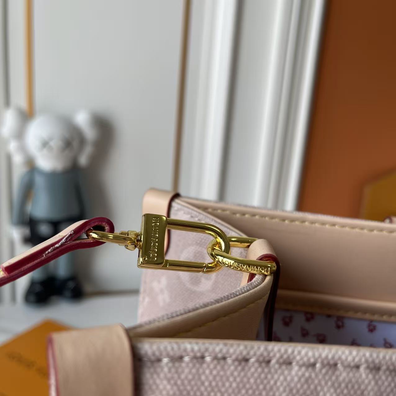 New Luxury LV Bag 12516