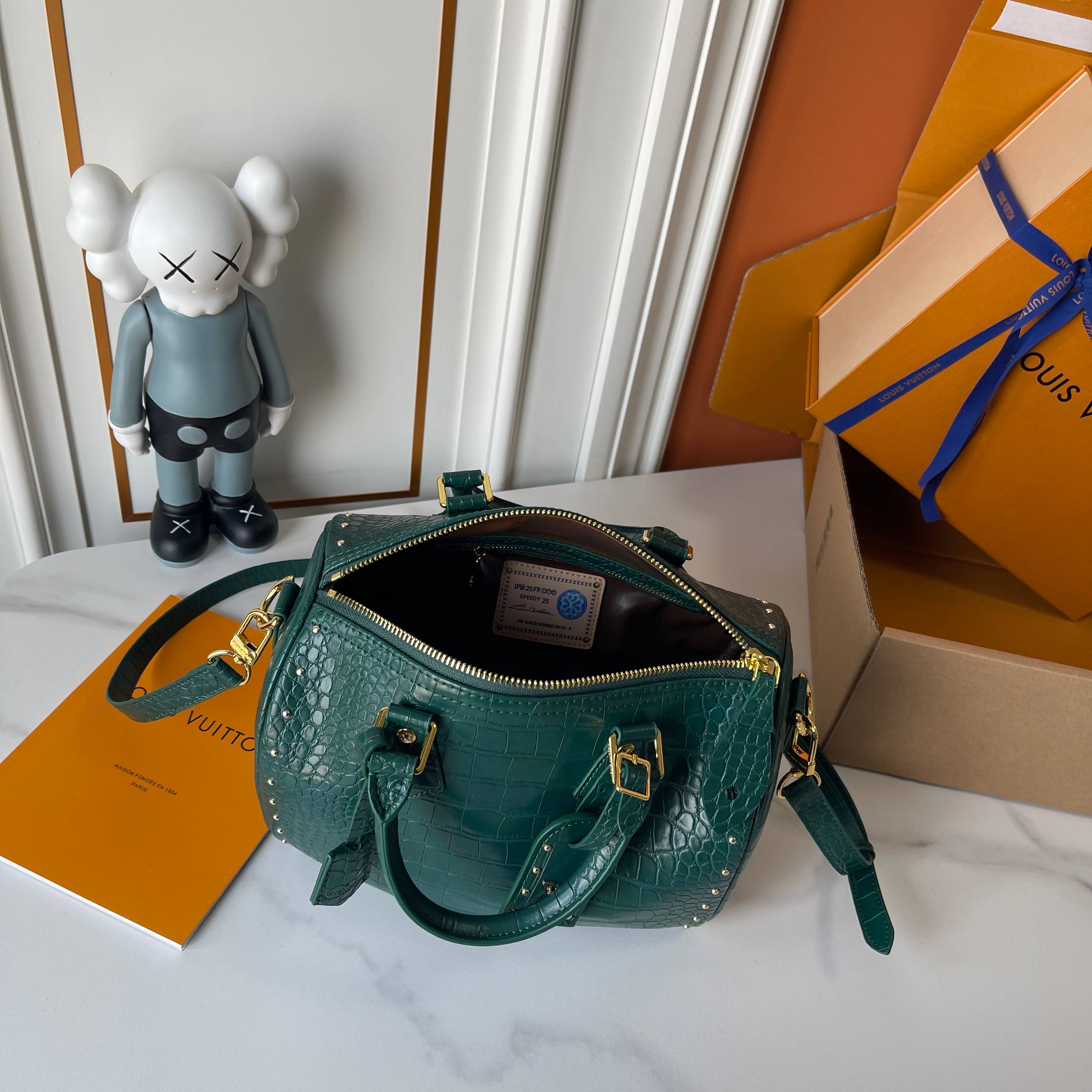 New Luxury LV Bag 12556