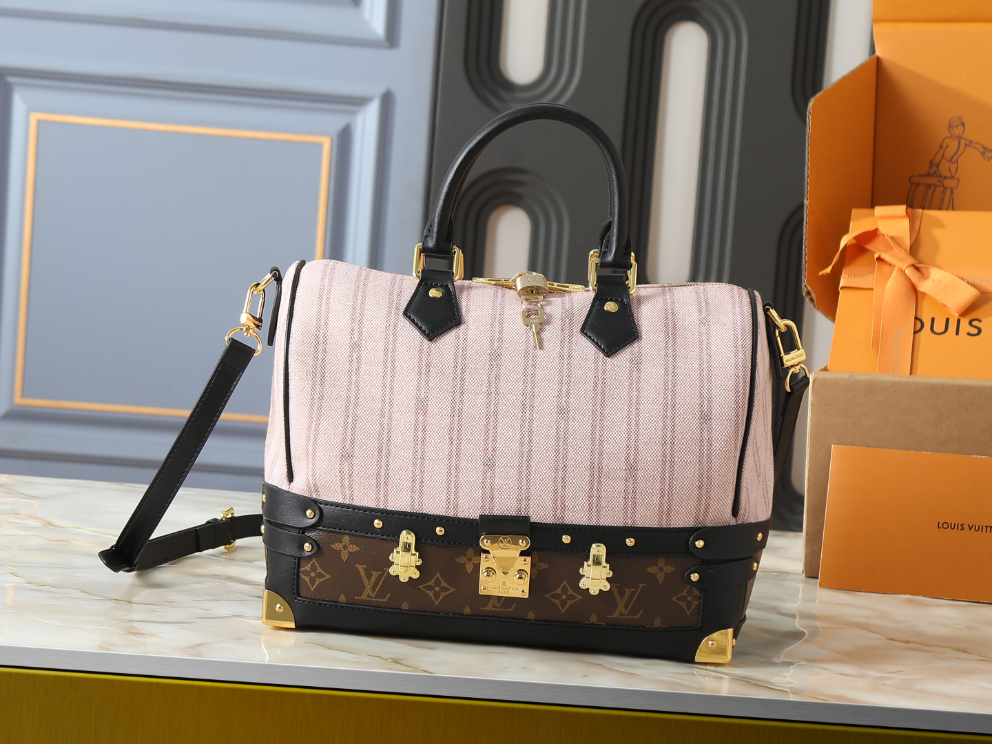 New Luxury LV Bag 12572