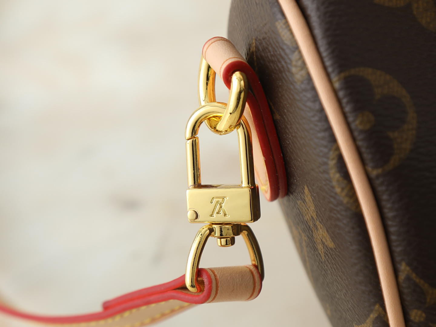 New Luxury LV Bag 12582