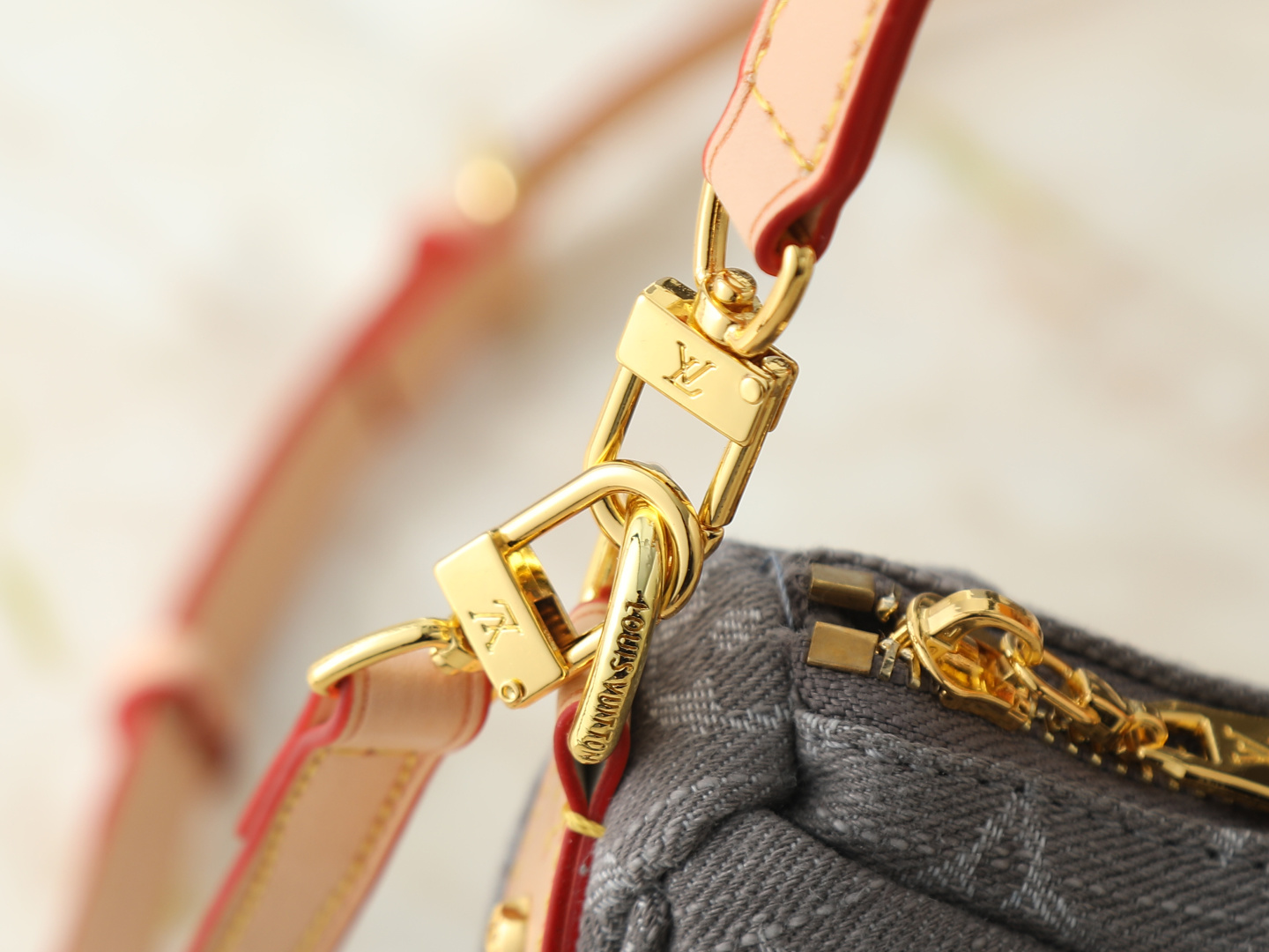 New Luxury LV Bag 12600