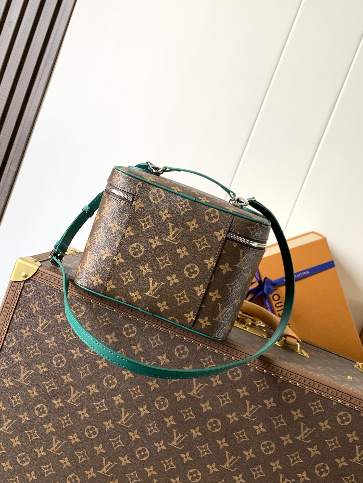 Nice Bb G73 Vanity Bag Borneo Green M12667