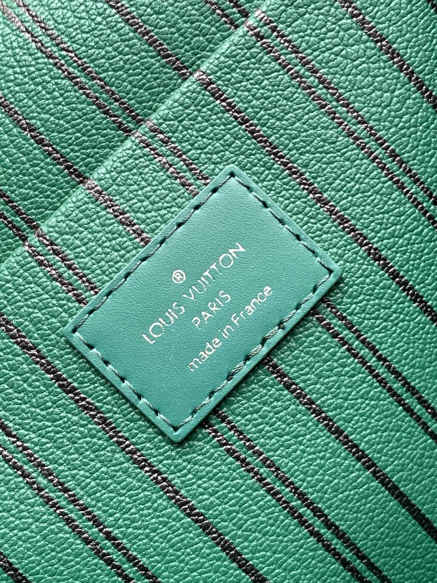 Nice Bb G73 Vanity Bag Borneo Green M12667