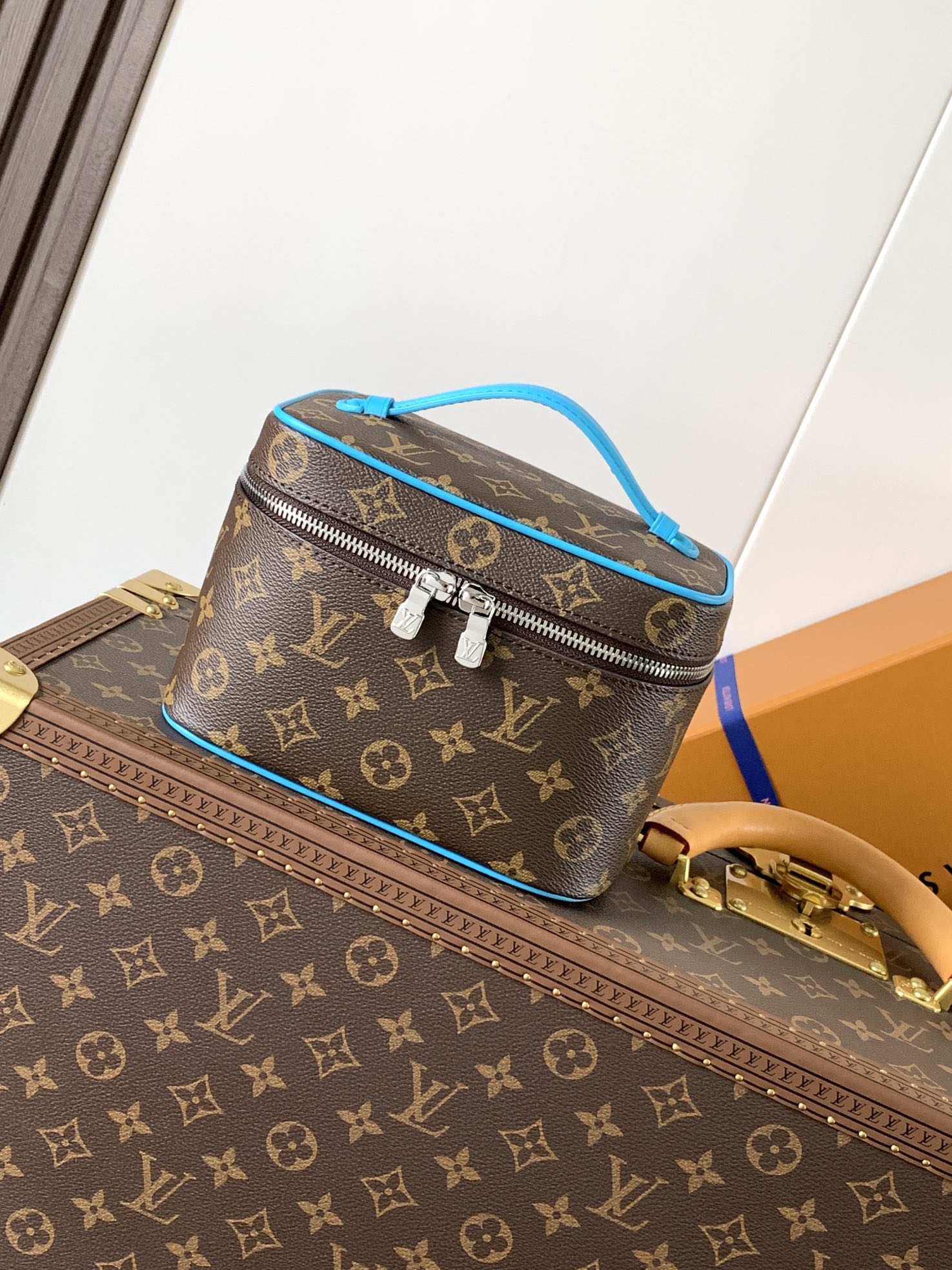 Nice Mini G73 Vanity Bag Gaston Blue M12647