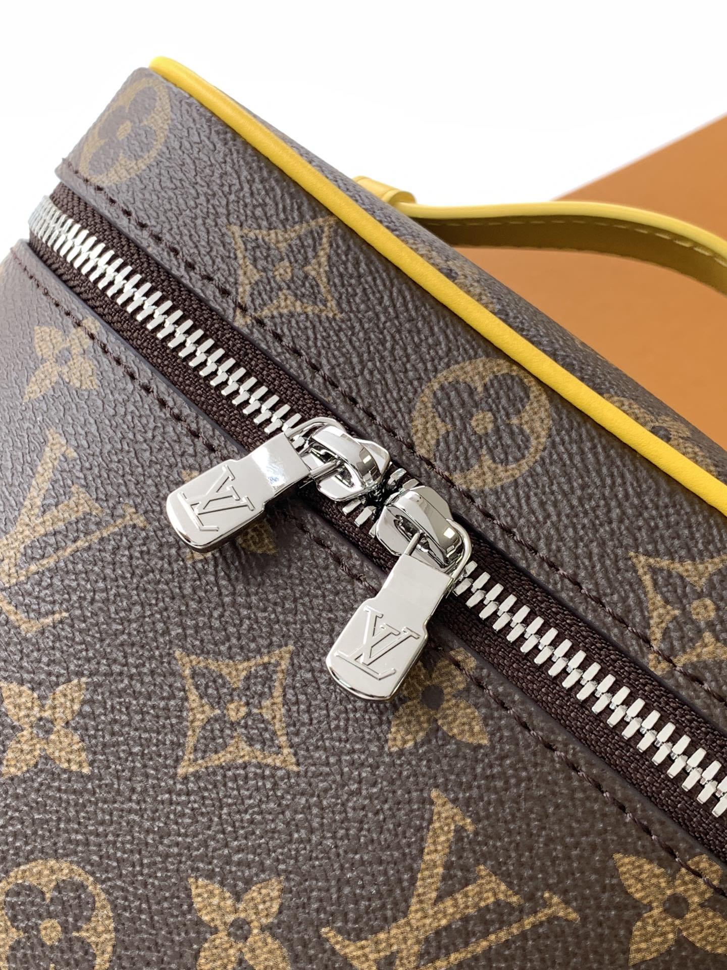 Nice Mini G73 Vanity Bag Safran Yellow M12654