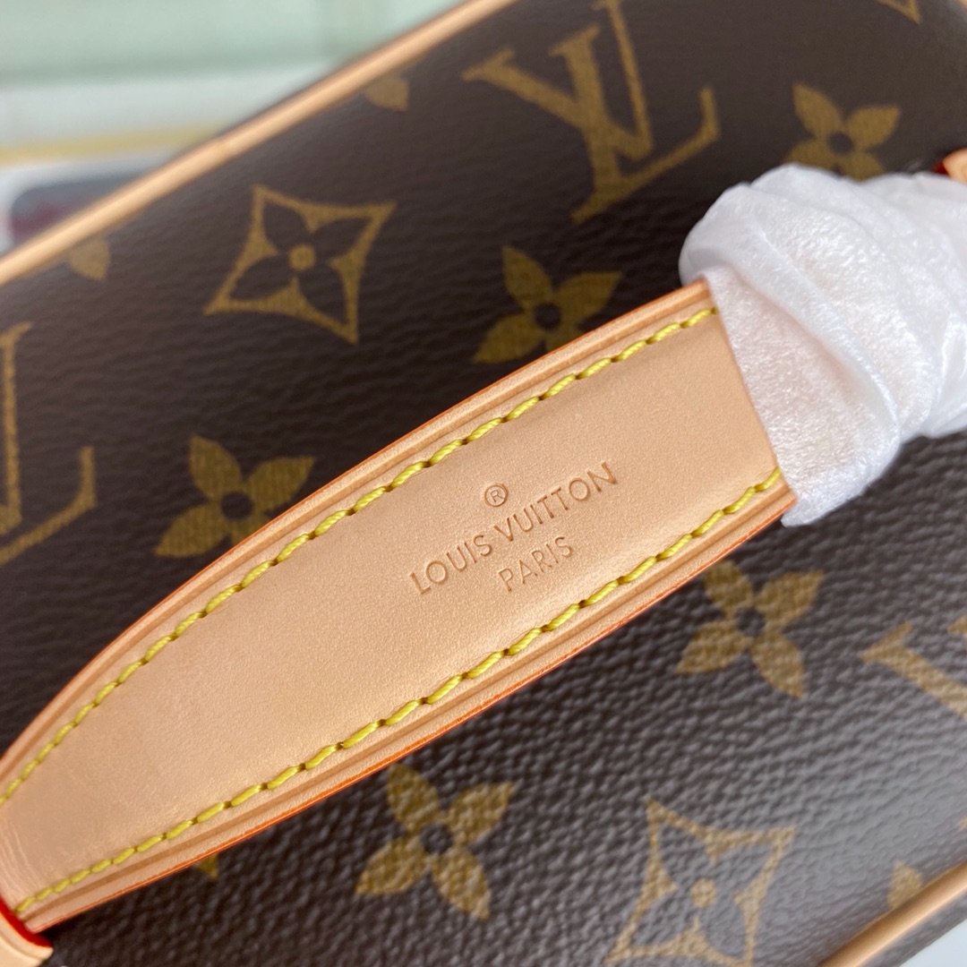 Nice Mini Vanity Toiletry Pouch Monogram M44495