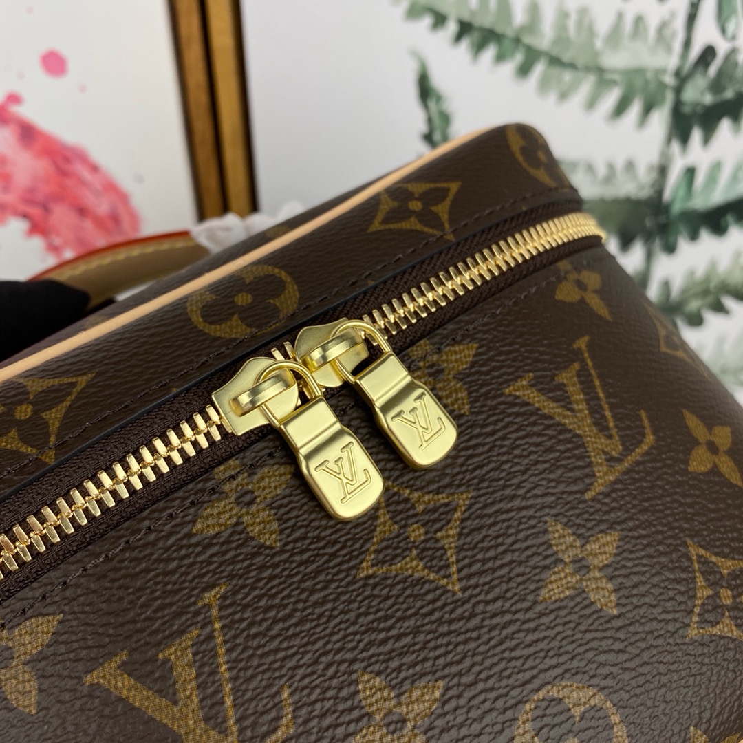 Nice Mini Vanity Toiletry Pouch Monogram M44495