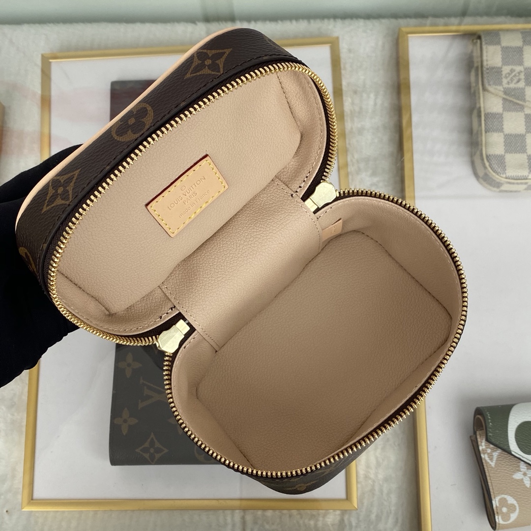 Nice Nano Monogram Bag M44936