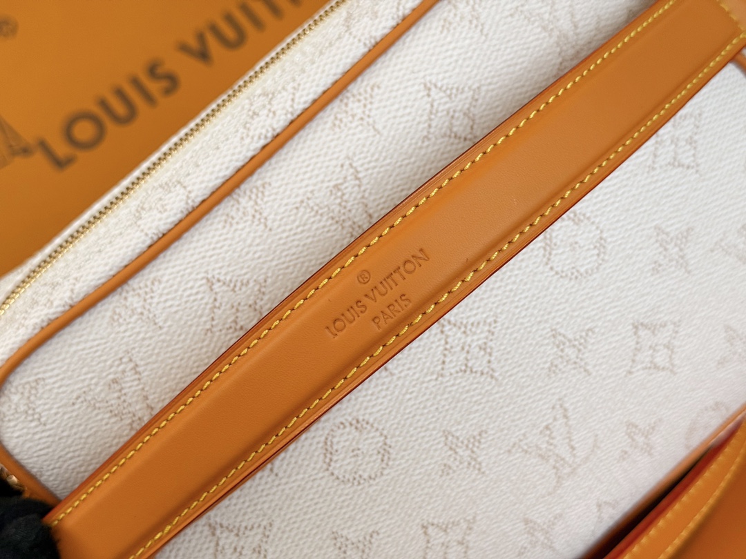 Nil Bag Monogram Archive M14682