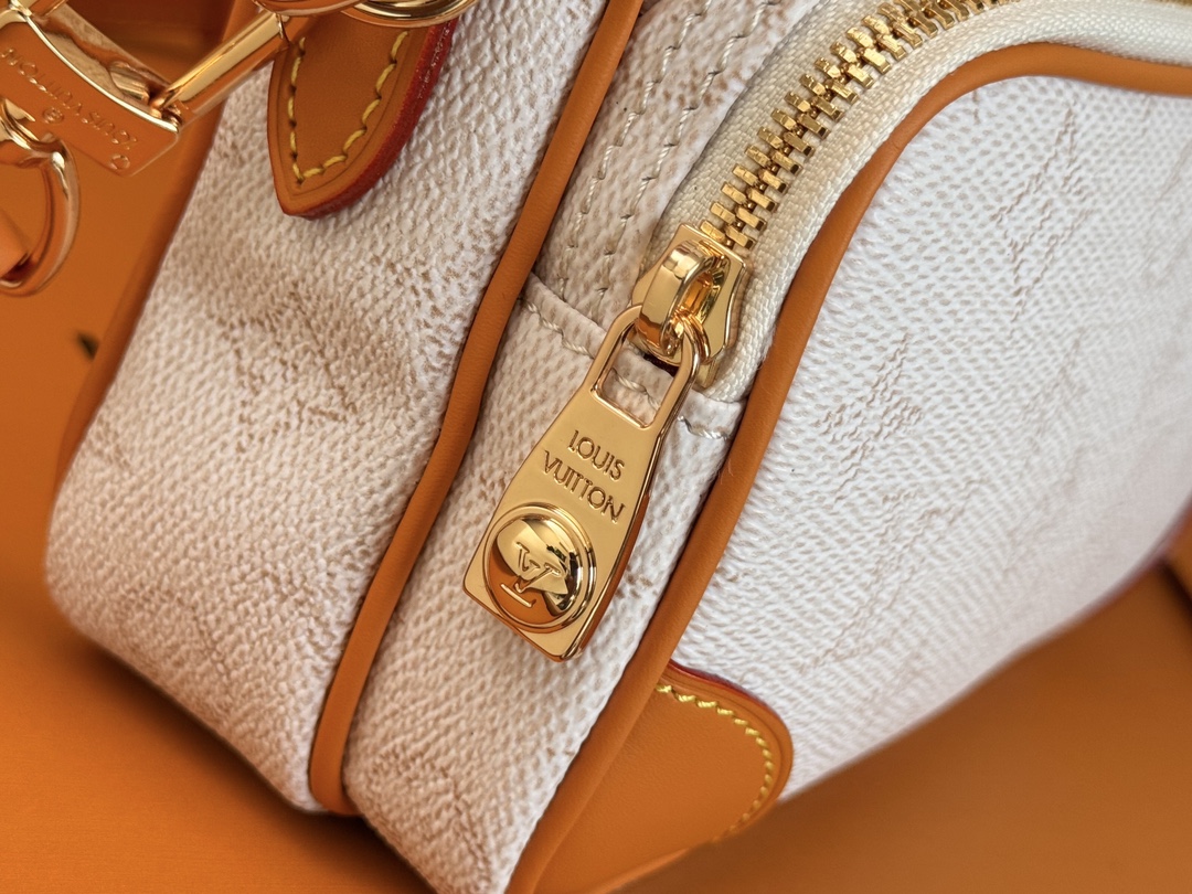 Nil Bag Monogram Archive M14682