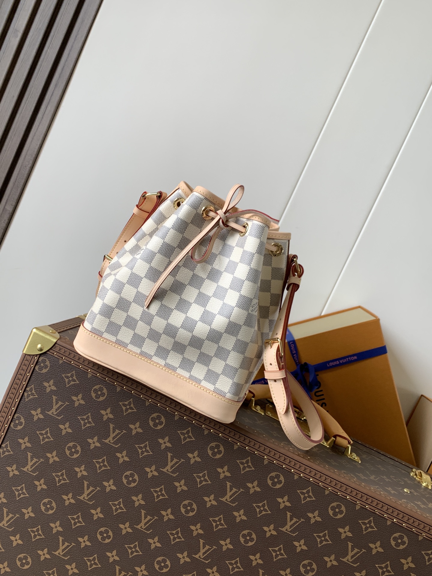 Noé Bb Bucket Bag Damier Azur N40594