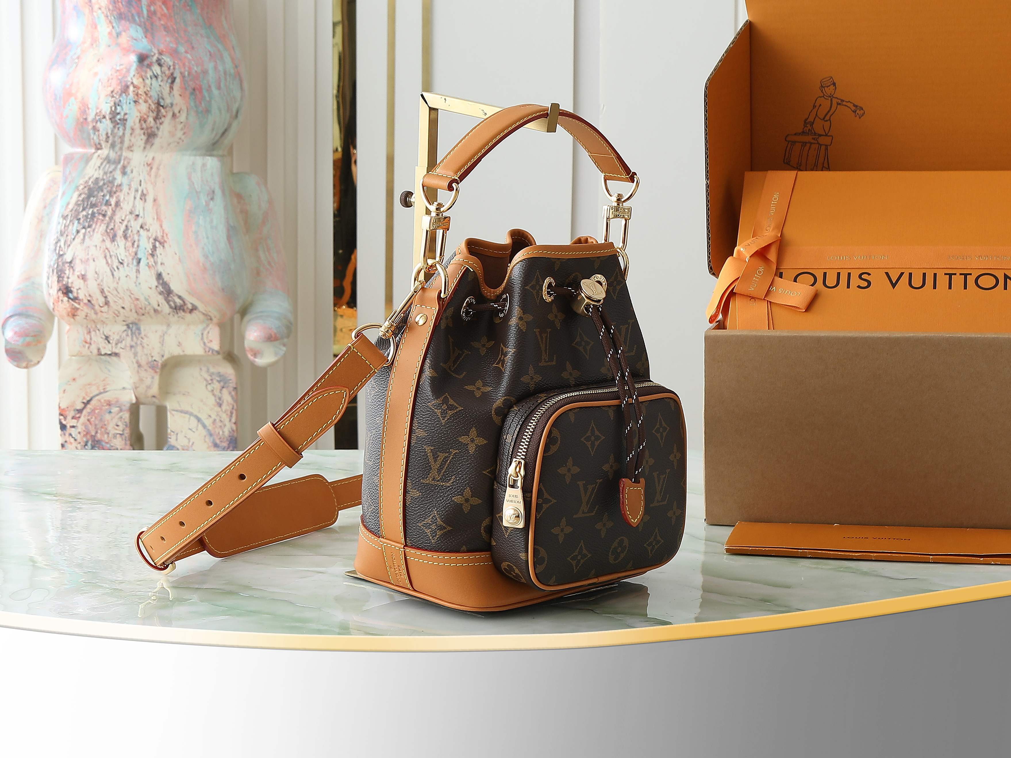 Noé Cargo Bucket Bag Monogram Archive M14017