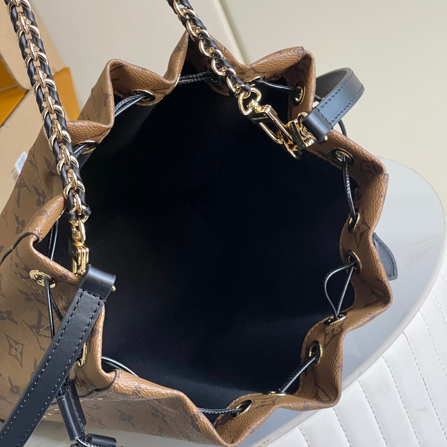 Noé Trunk Pm Bucket Bag Monogram Reverse M13324