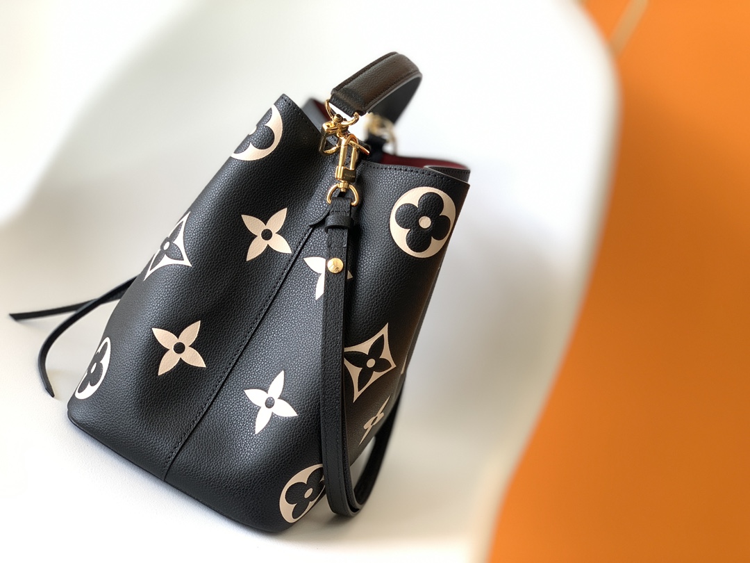 Néonoé Mm Handbags Bicolor Monogram Empreinte Leather Black/Beige M45497