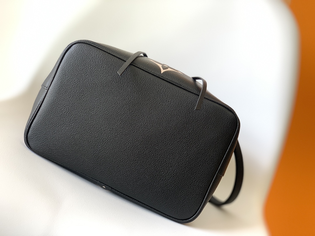 Néonoé Mm Handbags Bicolor Monogram Empreinte Leather Black/Beige M45497