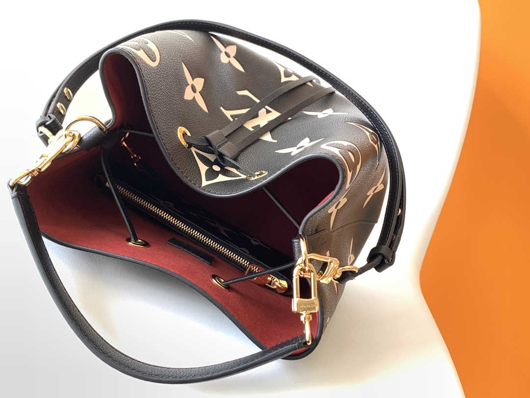 Néonoé Mm Handbags Bicolor Monogram Empreinte Leather Black/Beige M45497