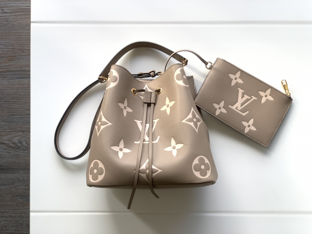Néonoé Mm Handbags Bicolor Monogram Empreinte Leather Dove/Cream M45555