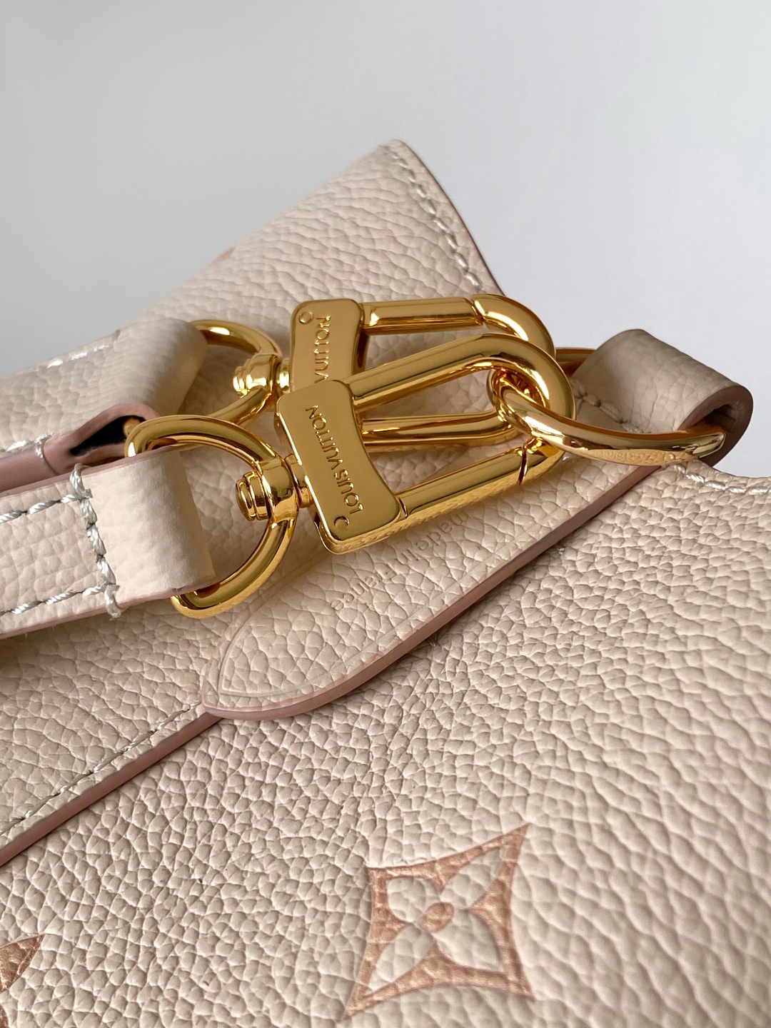 Néonoé Mm Handbags Eden M14401
