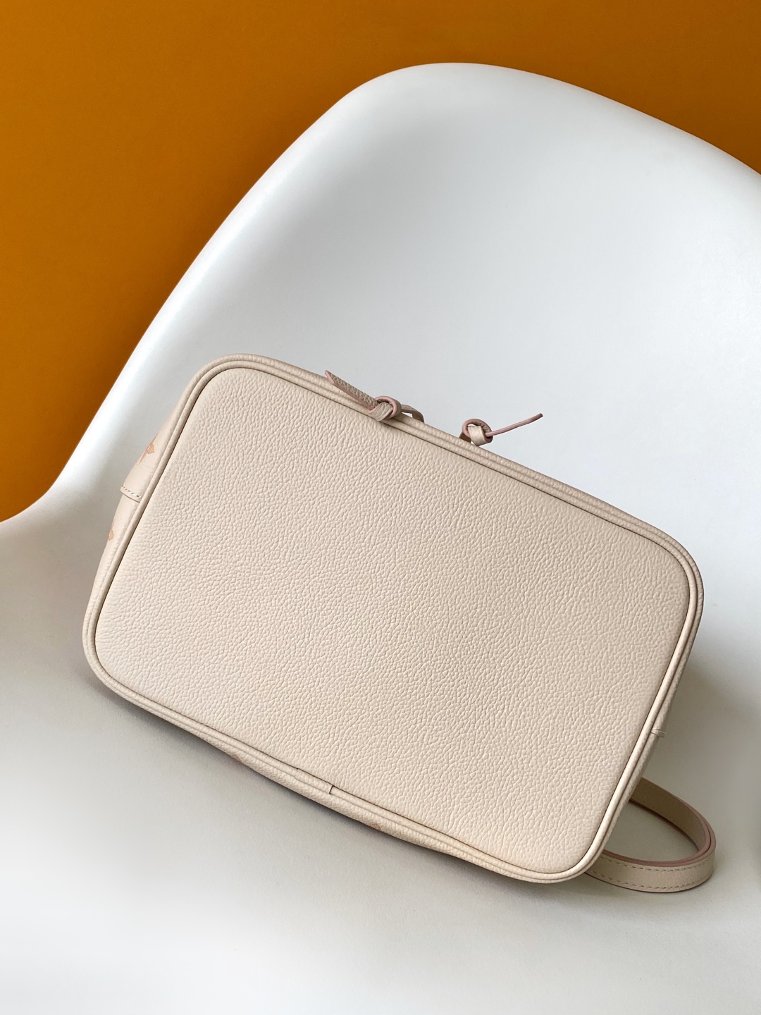 Néonoé Mm Handbags Eden M14401