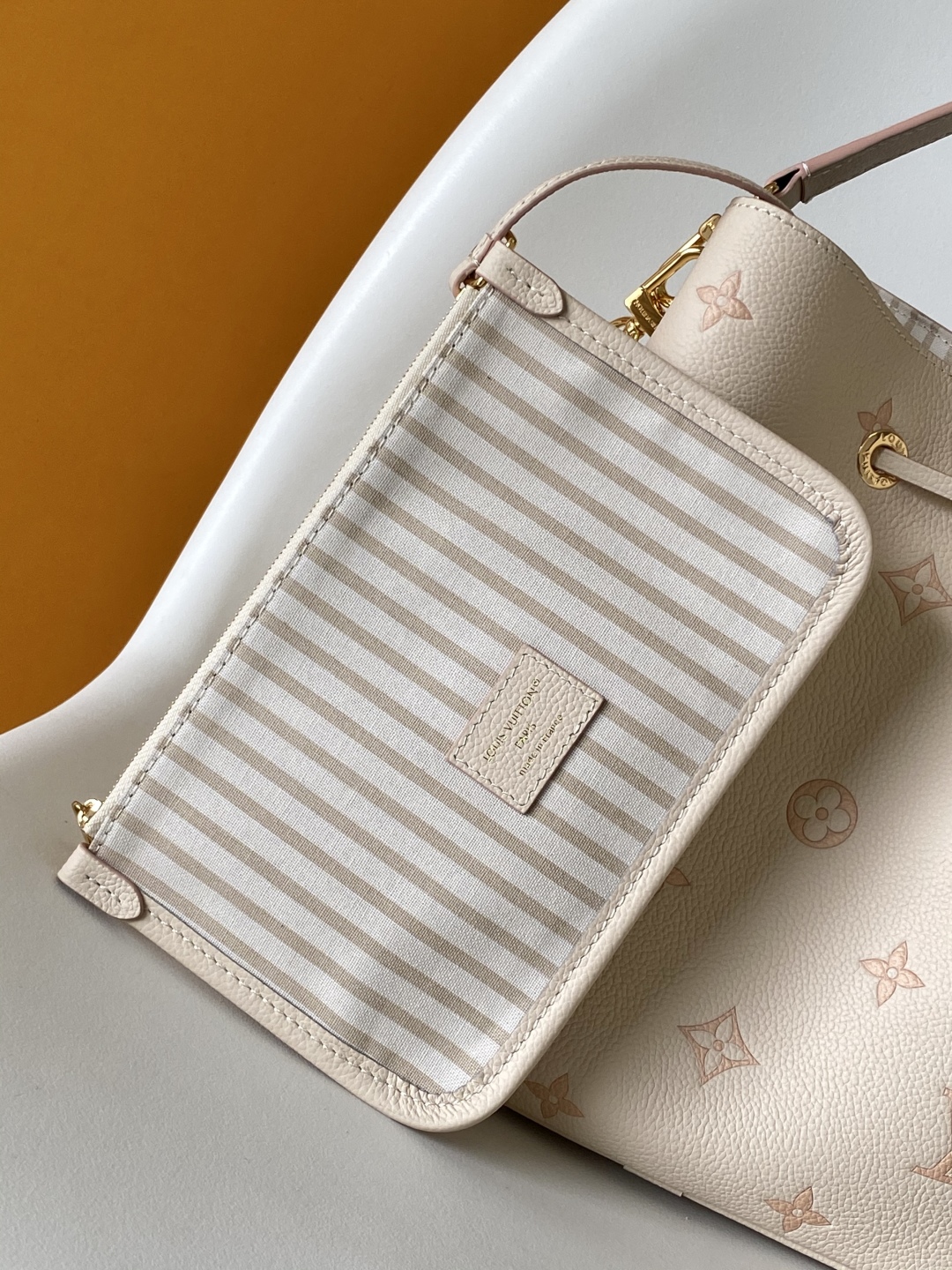 Néonoé Mm Handbags Eden M14401