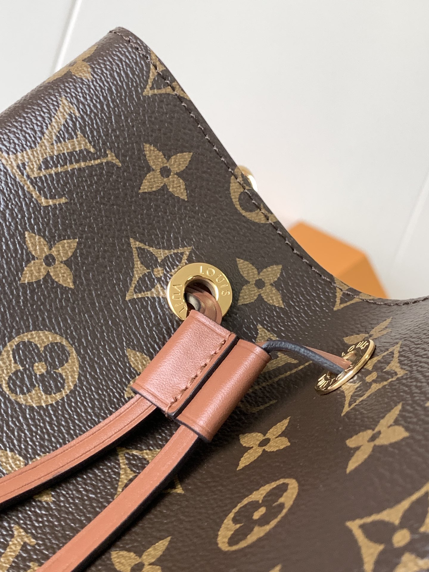 Néonoé Mm Handbags Monogram Caramel Brown M44887