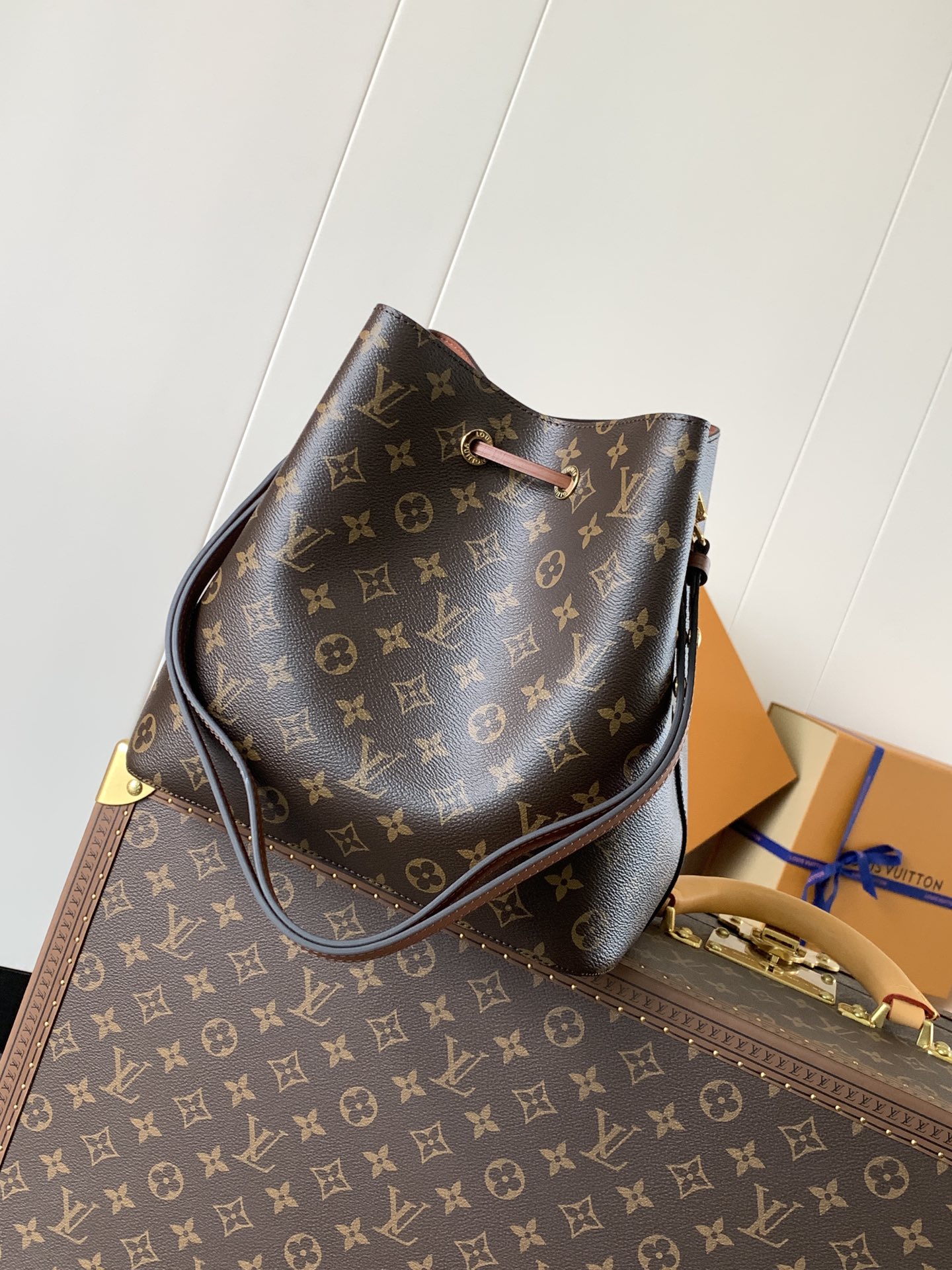 Néonoé Mm Handbags Monogram Caramel Brown M44887