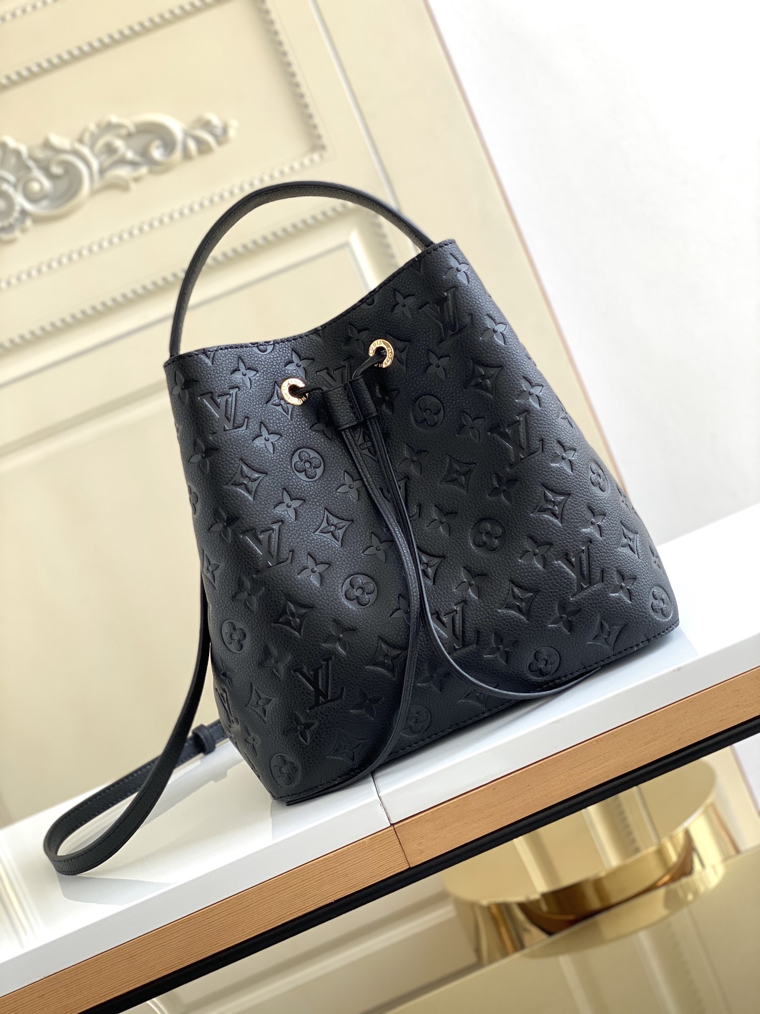 Néonoé Mm Handbags Monogram Empreinte Leather M45256