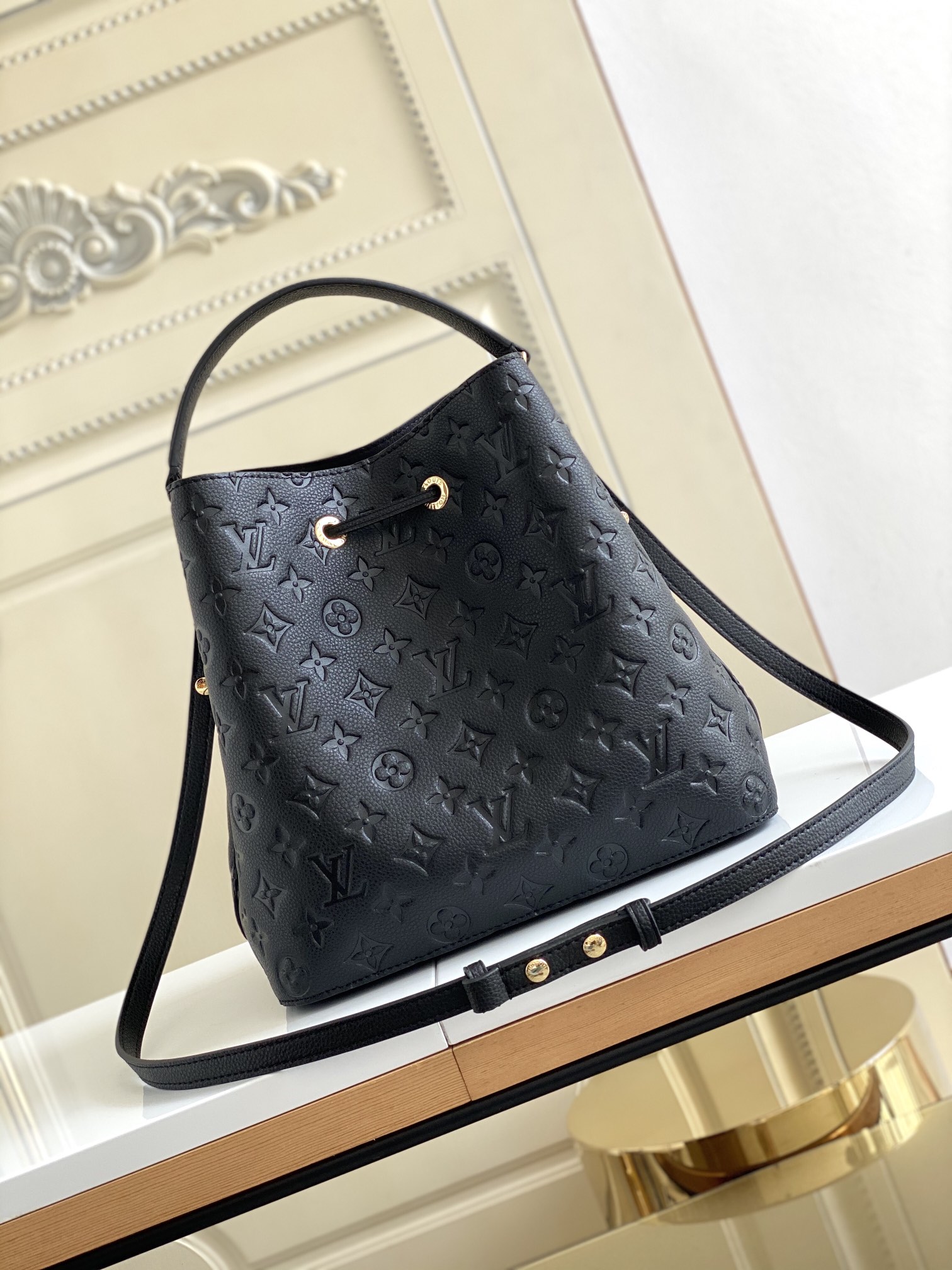 Néonoé Mm Handbags Monogram Empreinte Leather M45256