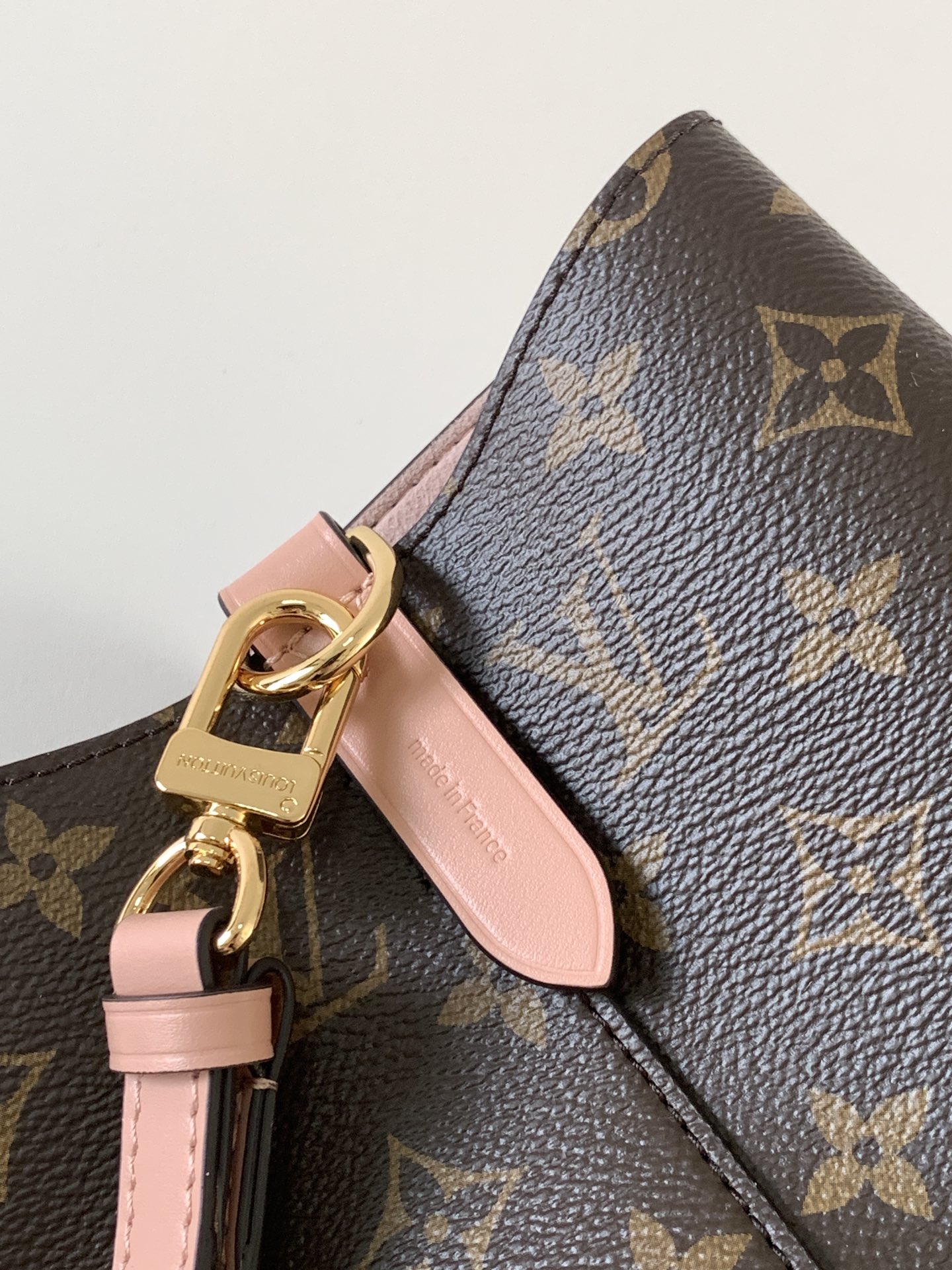 Néonoé Mm Handbags Monogram Rose Poudre M44022