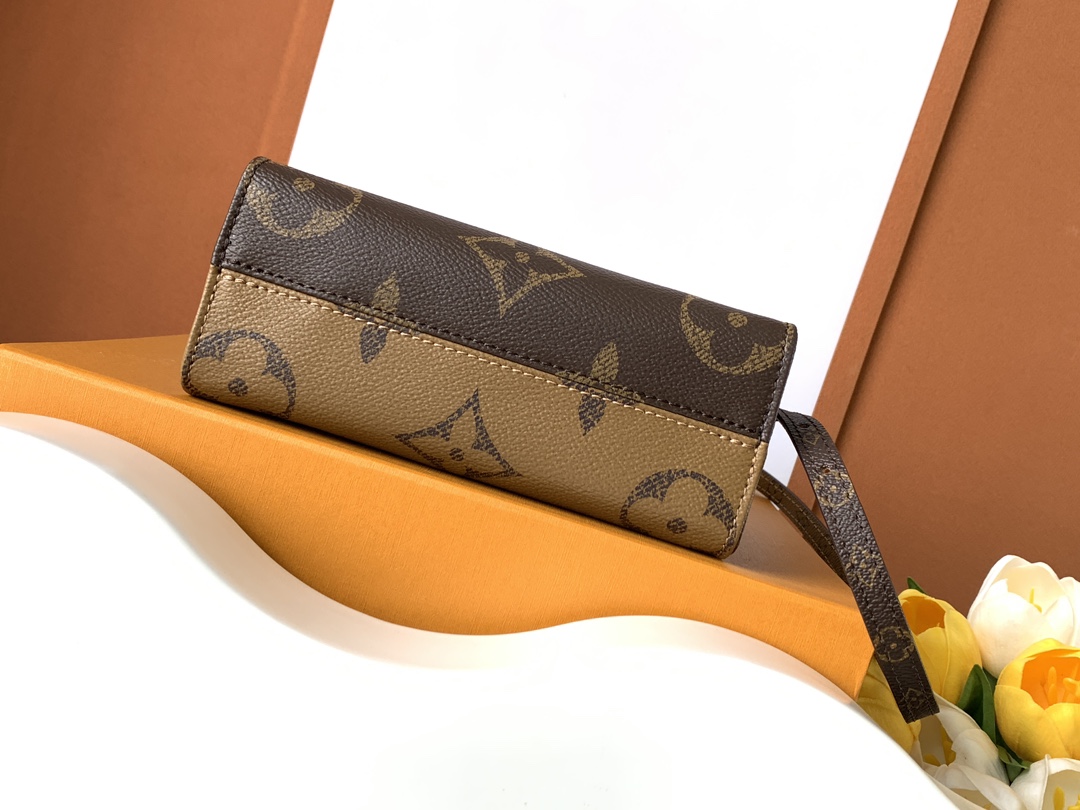 Onthego Bb Monogram Reverse Tote M46839