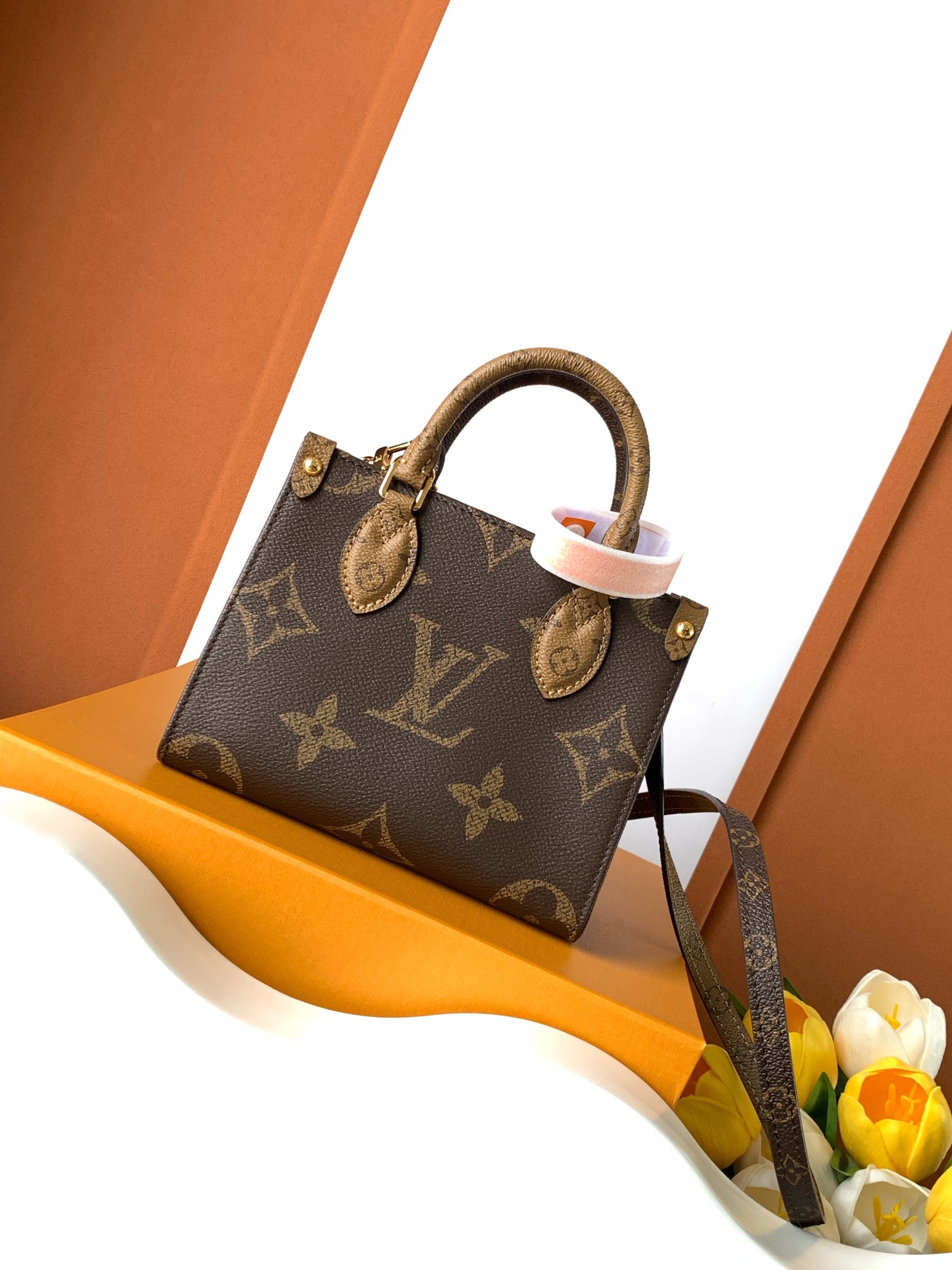 Onthego Bb Monogram Reverse Tote M46839