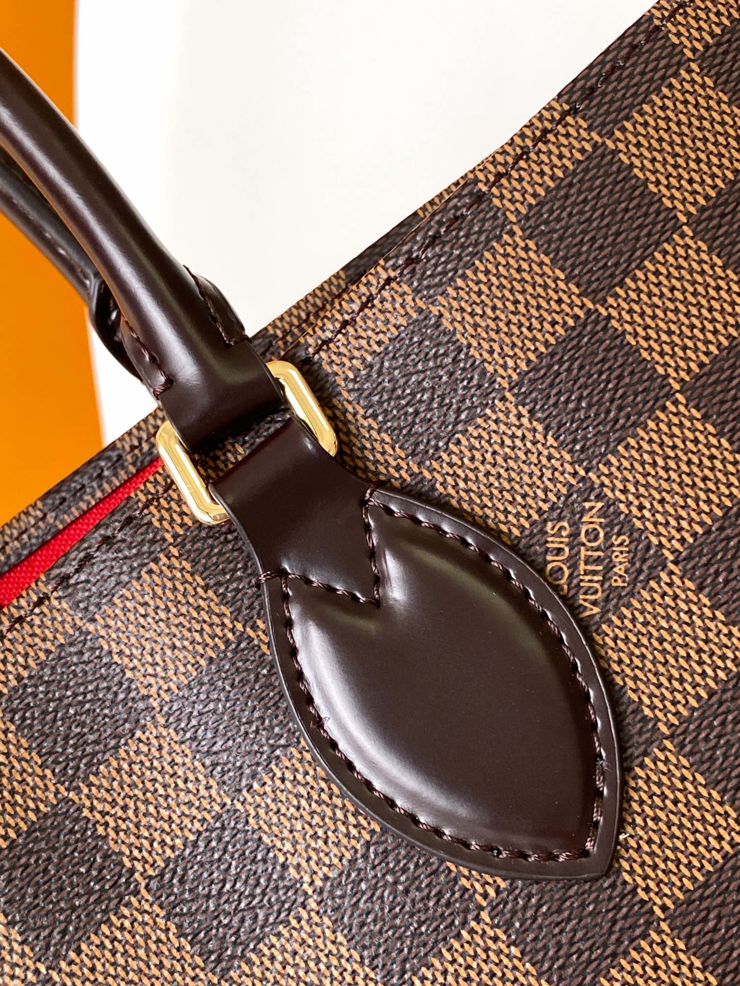 Onthego Mm Damier Ebene N00065