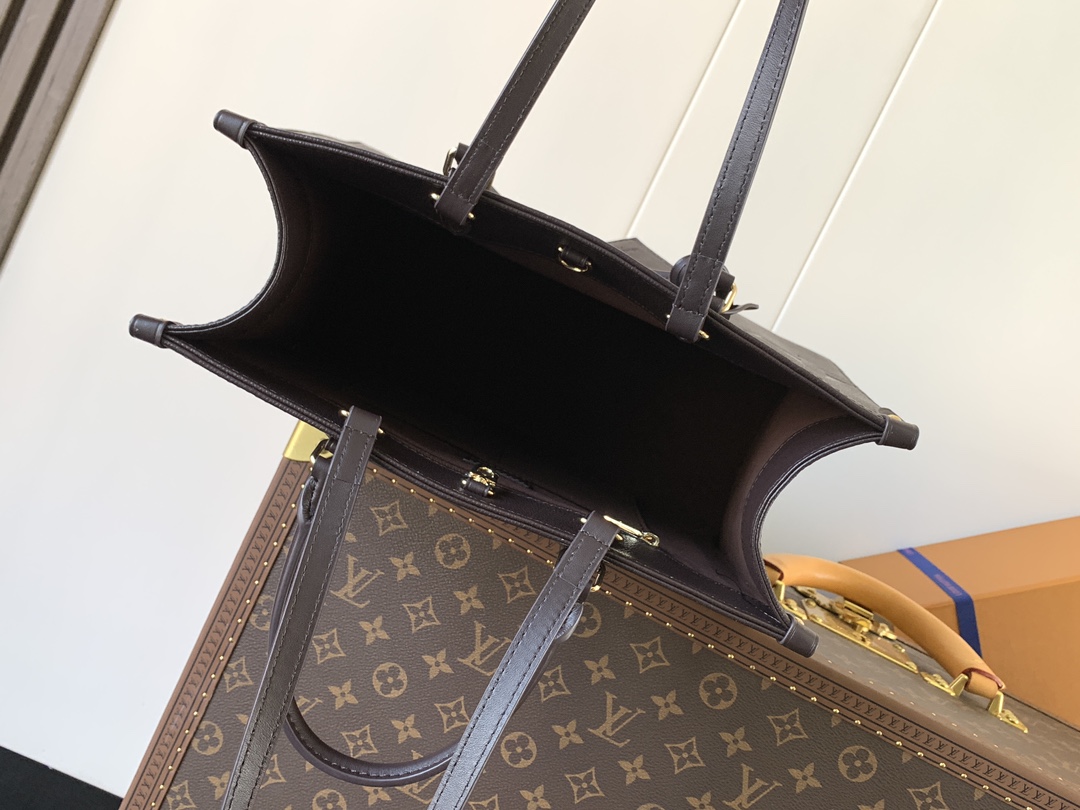 Onthego Mm Monogram Empreinte Leather Chocolate M12967