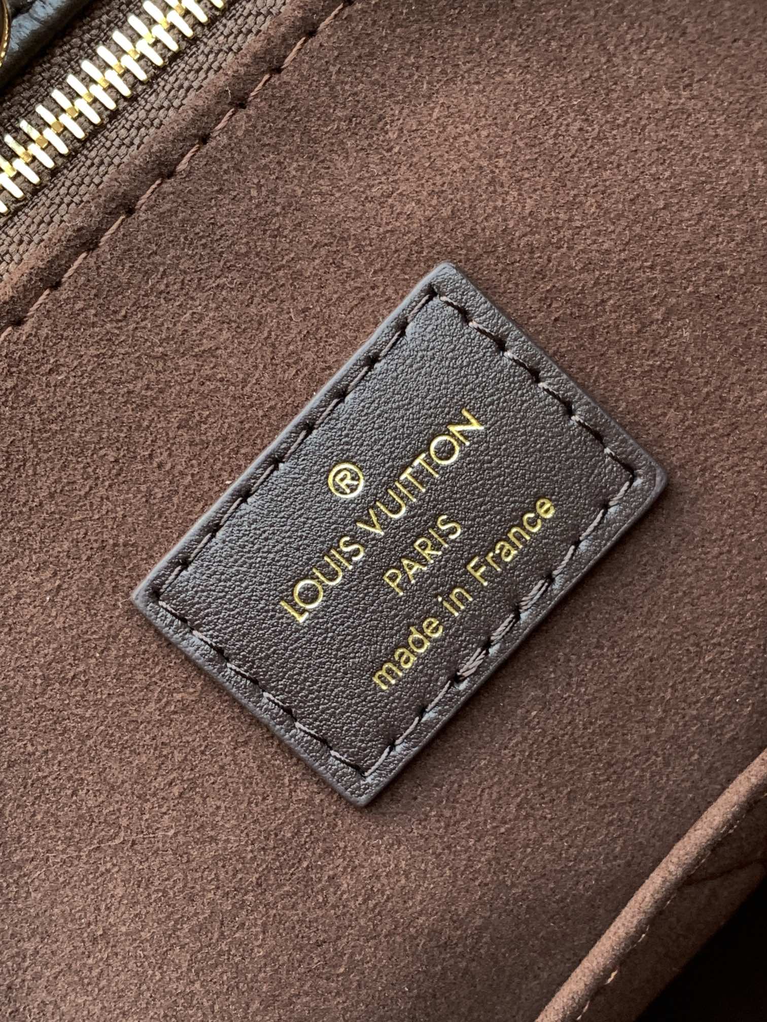 Onthego Mm Monogram Empreinte Leather Chocolate M12967