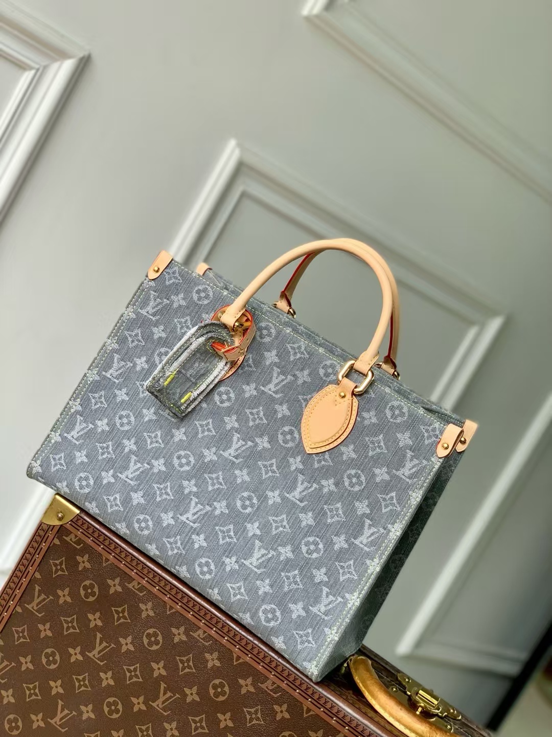 Onthego Mm Washed Gray Monogram Denim M13189