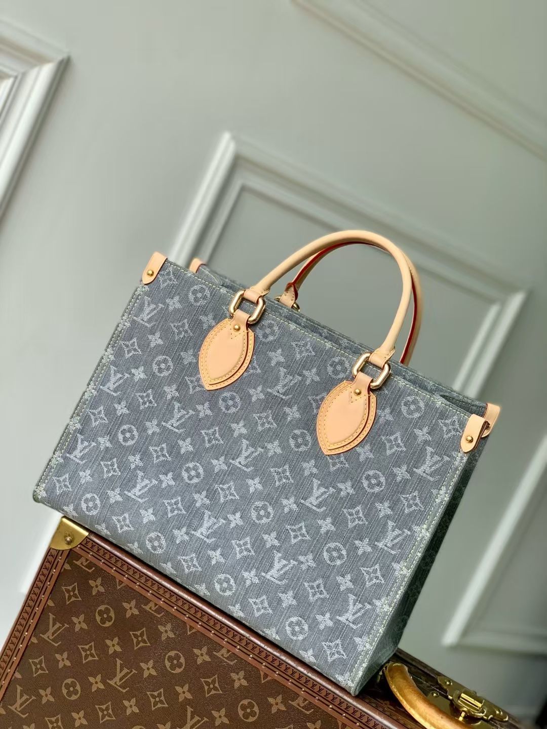 Onthego Mm Washed Gray Monogram Denim M13189