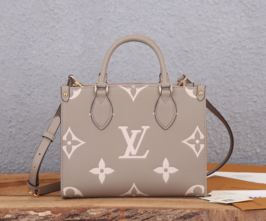 Onthego Pm Bicolor Monogram Empreinte Leather Dove/Cream M45779