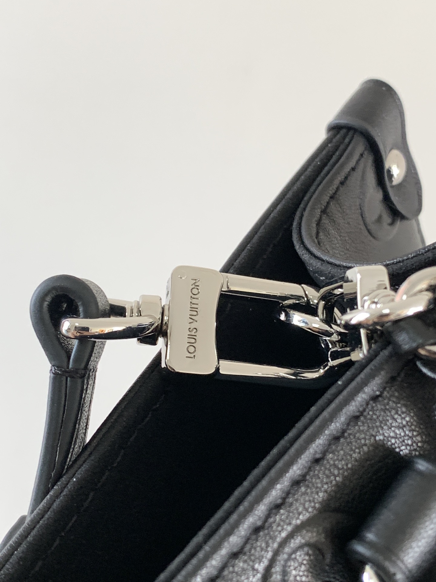 Onthego Pm Black Calf Leather M14576