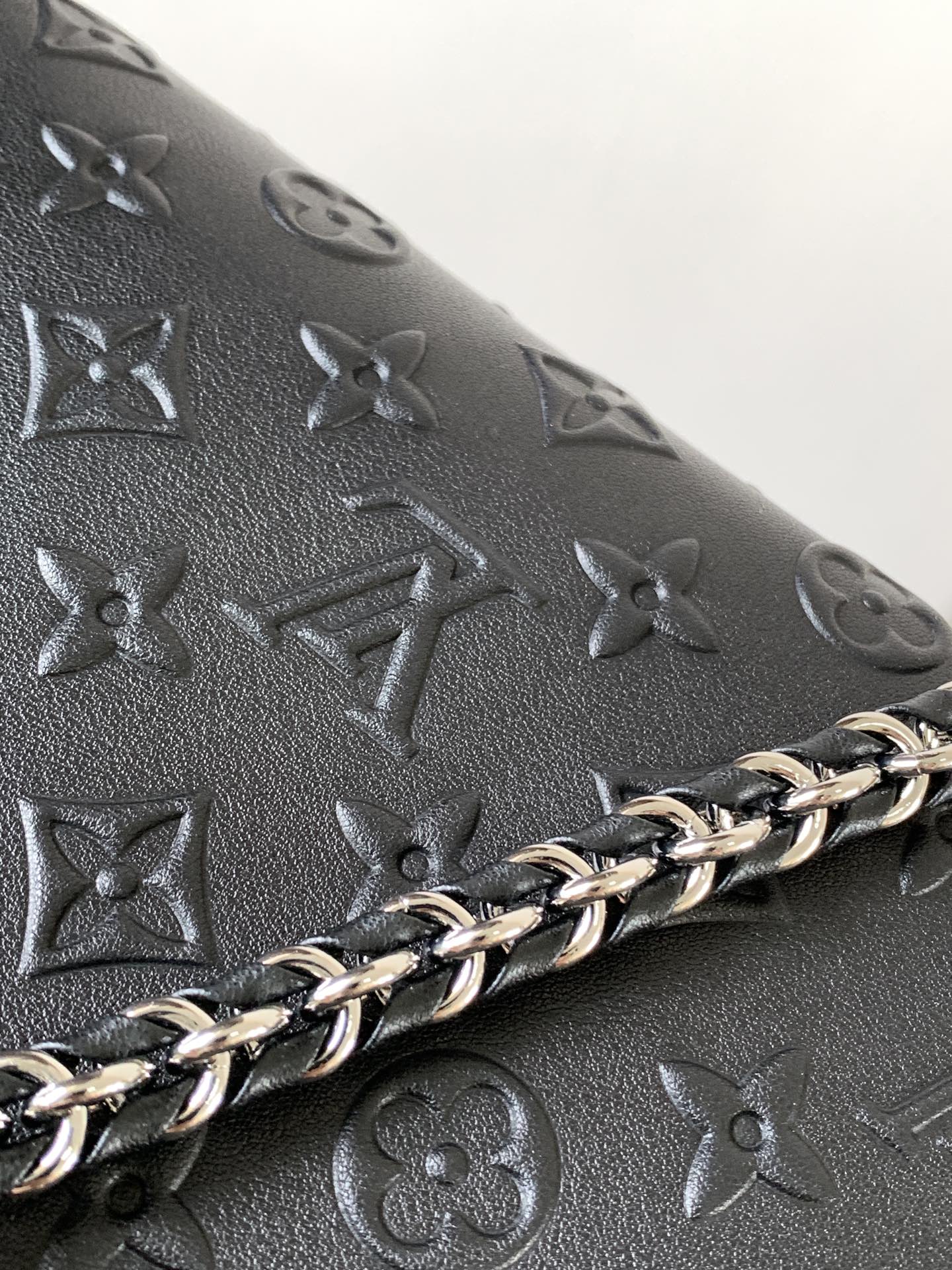 Onthego Pm Black Calf Leather M14576