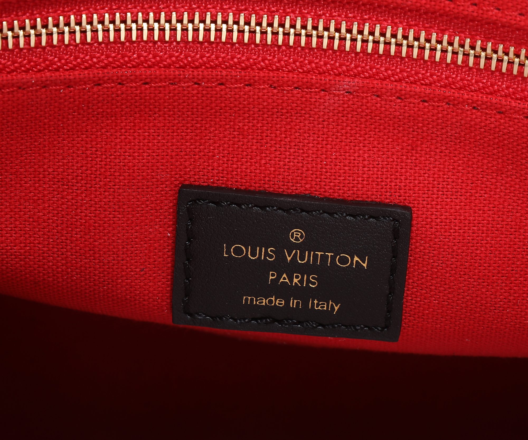 Onthego Pm Monogram Reverse Tote M46373