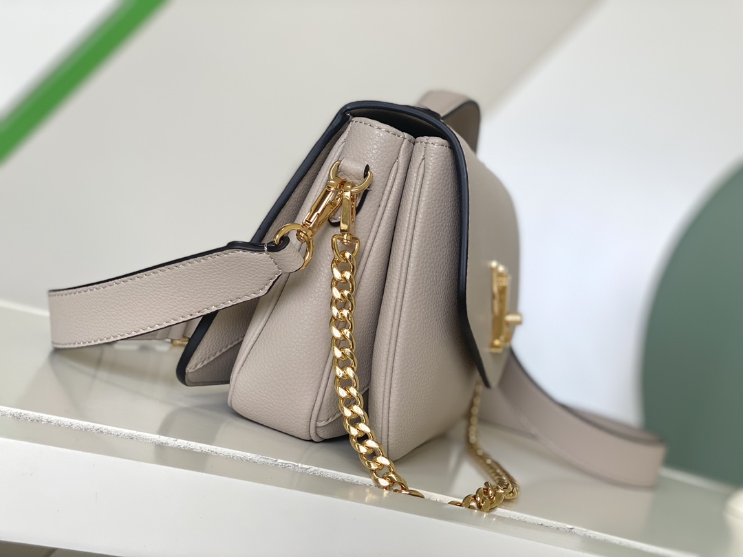 Oxford Lockme Leather Bag Greige M22792