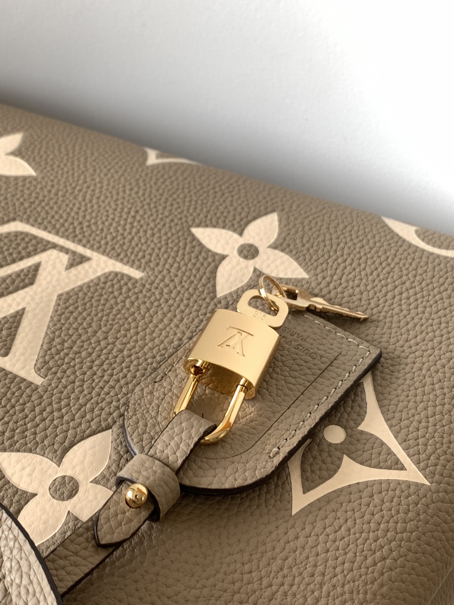 Petit Palais Handbags Bicolor Monogram Empreinte Leather Dove/Cream M58914