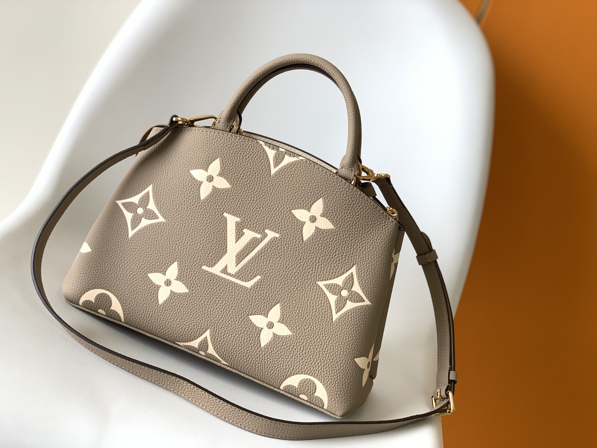 Petit Palais Handbags Bicolor Monogram Empreinte Leather Dove/Cream M58914