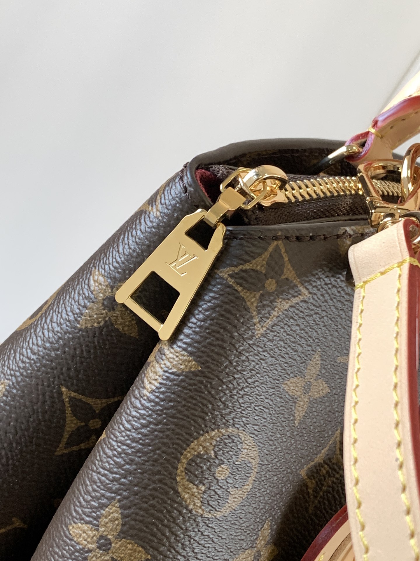 Petit Palais Handbags Monogram M45900